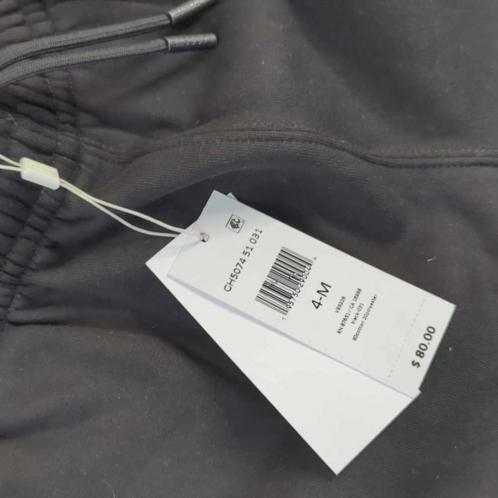 New Lacoste Sweat Shorts - Picture 3 of 12